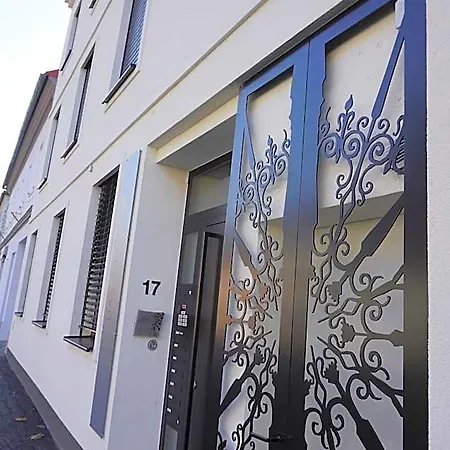 Stadthouse Hotel *