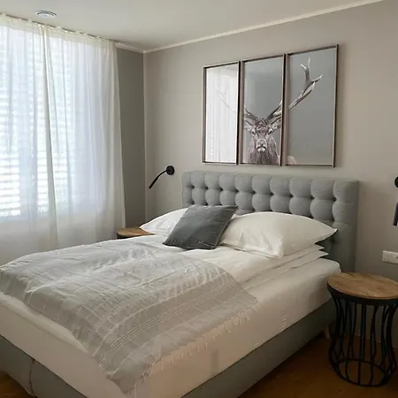 Stadthouse 호텔 *